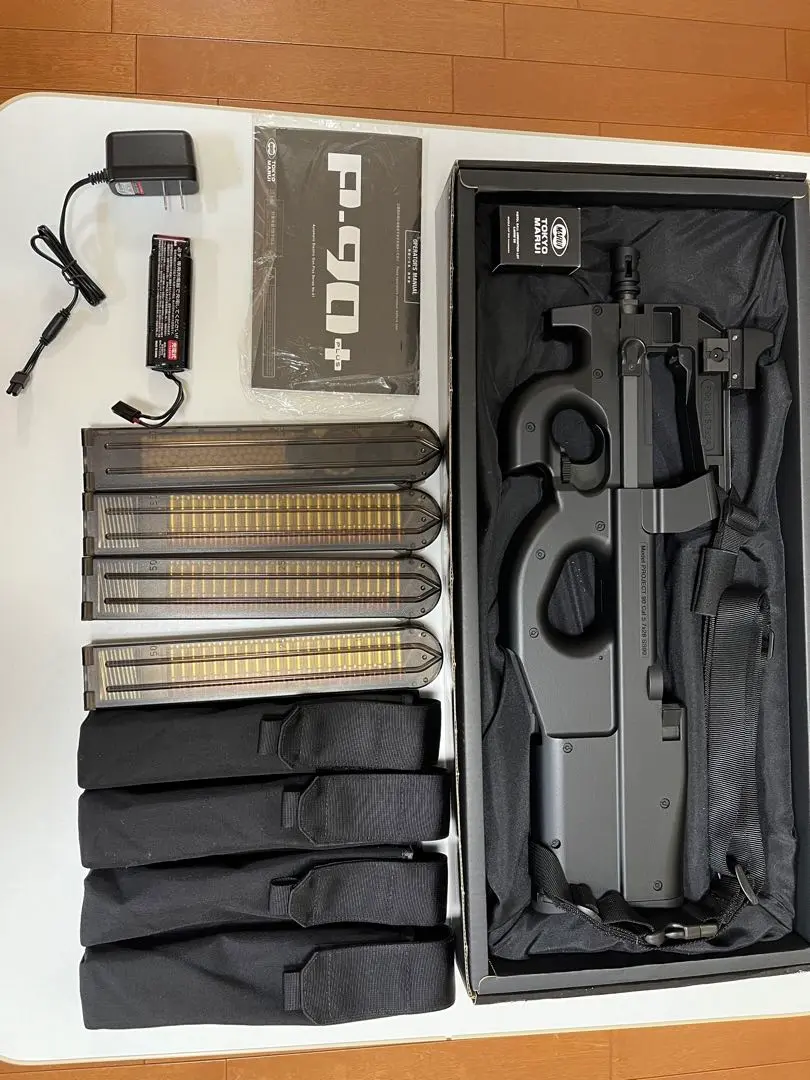 NIKKE】FN-P90 D-Model『ストームセンター』