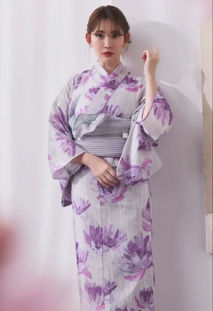 Her lip to YUKATA COLLECTION 2023