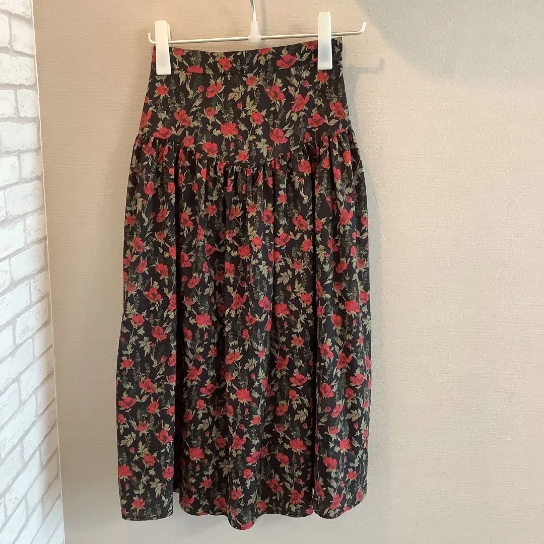 Thumbnail of New with tags: FRAY I.D. Flower Print Skirt