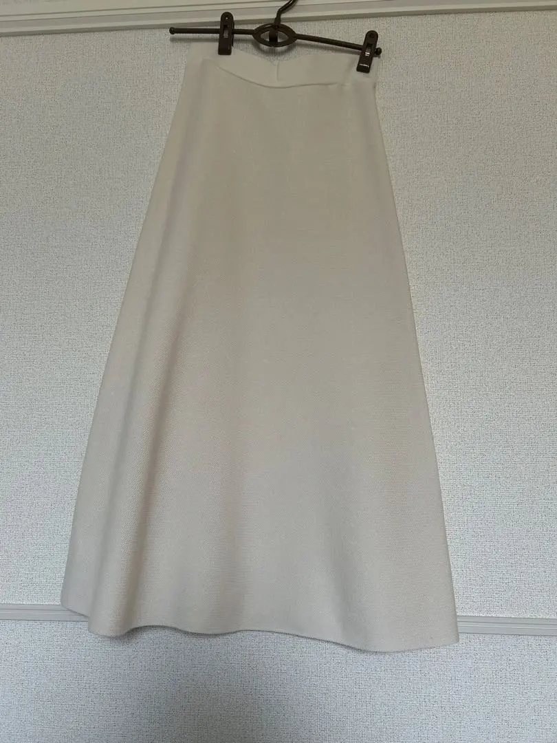 Thumbnail of GU knit flare skirt