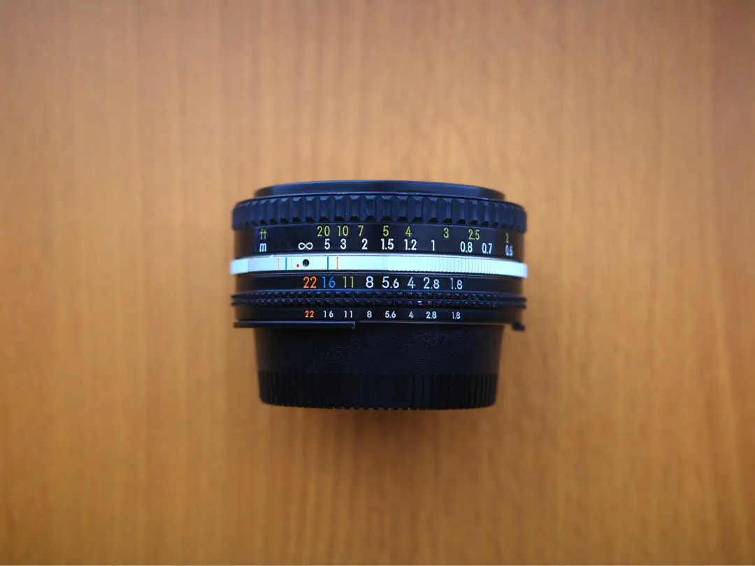 Nikon AI Nikkor 50mm F1.8S レンズフードHS-11 ニッコールレンズとレンズフードの話】『閃光のAI Nikkor 50mm