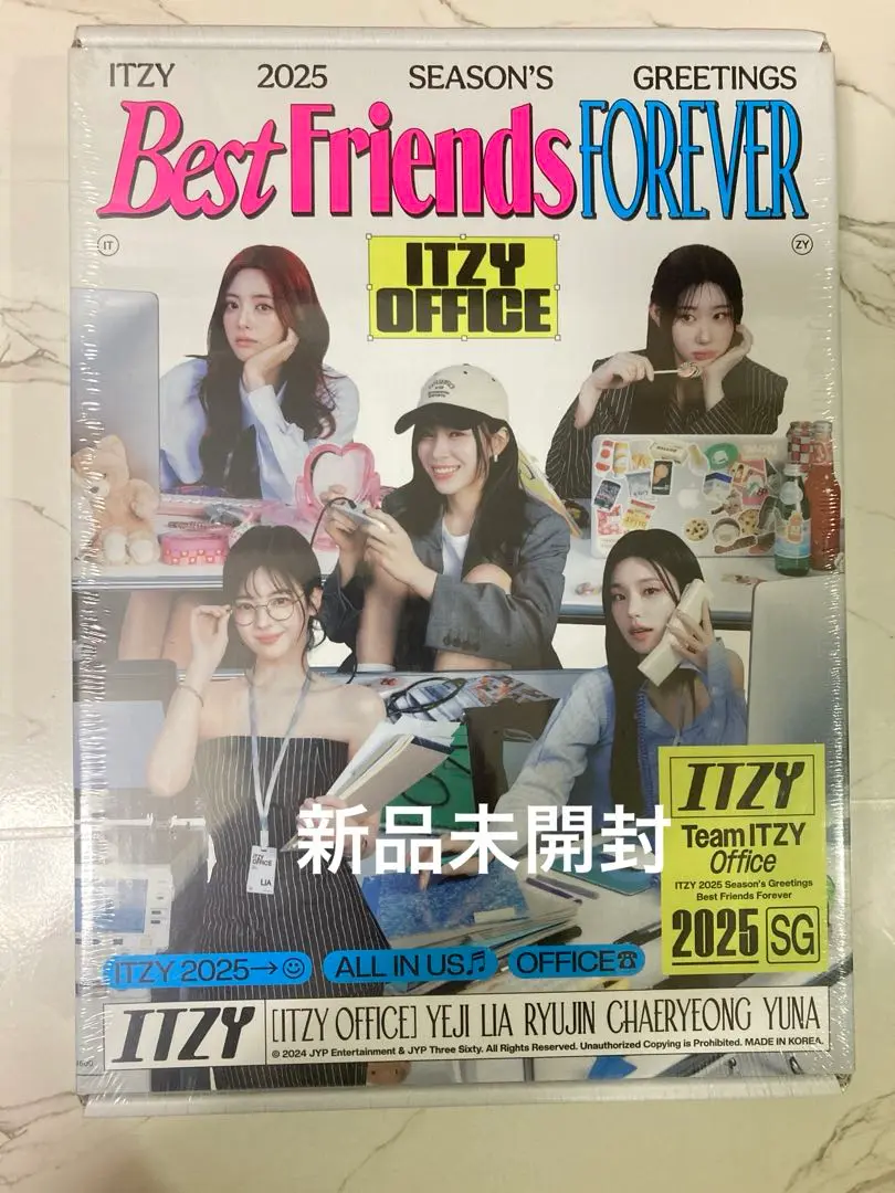 ITZY 2025シーグリ 未開封 Unboxing] ITZY Season's Greetings 2025 - YouTube