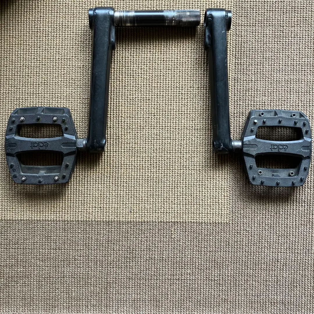 ECLAT AEON クランク 170mm BMX Éclat AEON 2pc Cranks Black | TBB-BIKE