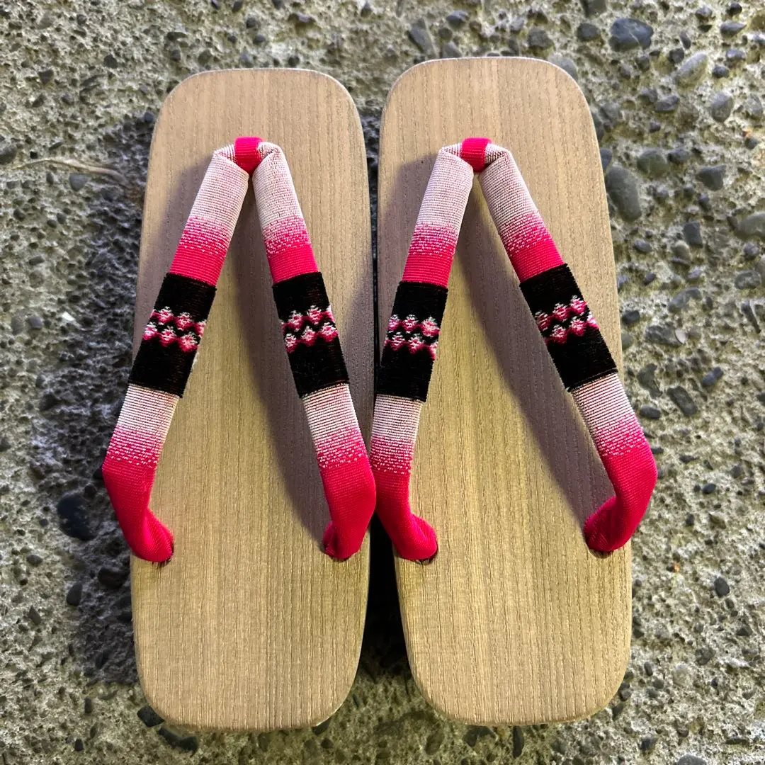 Thumbnail of Geta (Japanese wooden clogs) for women, 23 cm