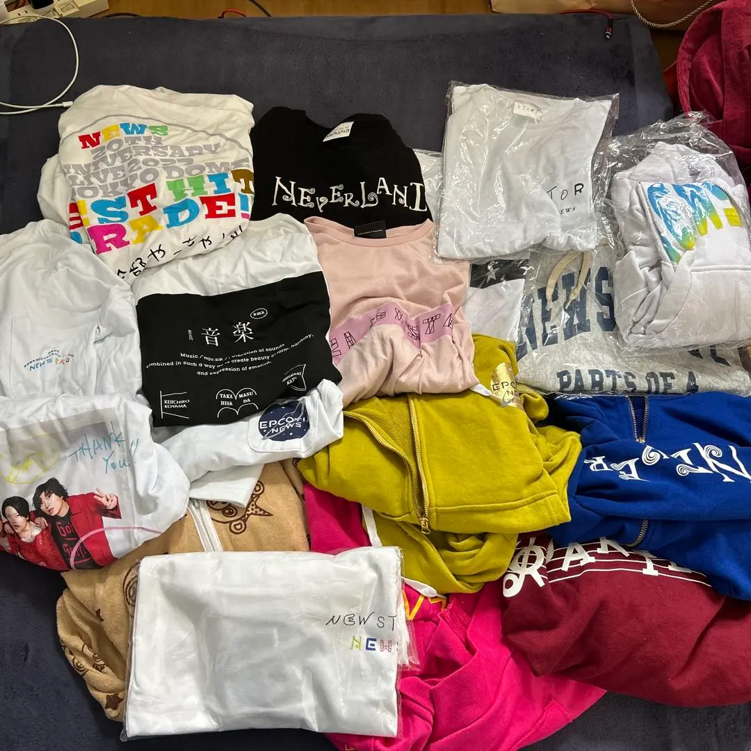 NEWS ツアー ライブ グッズ Tシャツ パーカー セット NEWS LIVE TOUR 2024 JAPANEWS パーカー - メルカリ