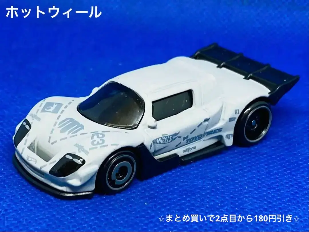 ホットウィール ベーシックカー マッド・マイク ドリフト