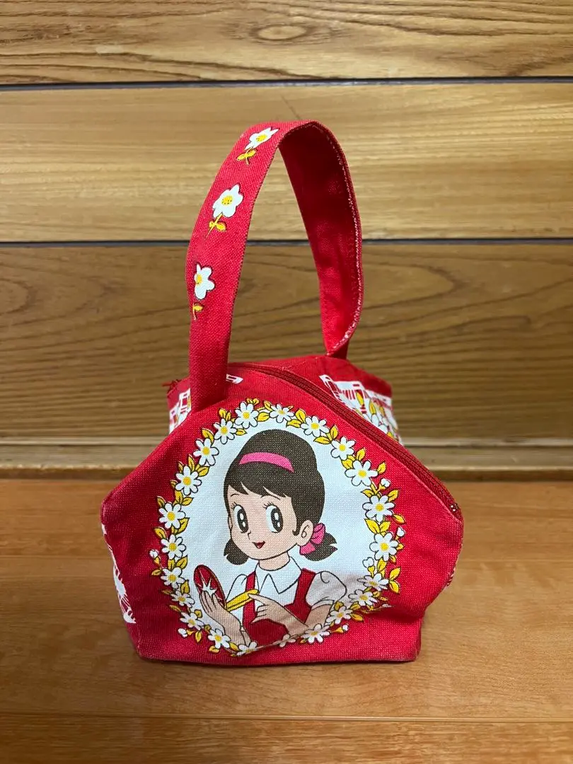 昭和レトロ♡初代♡ひみつのアッコちゃん　テクマクマヤコン　コンパクト 昭和レトロ】初代ひみつのアッコちゃんコンパクト
