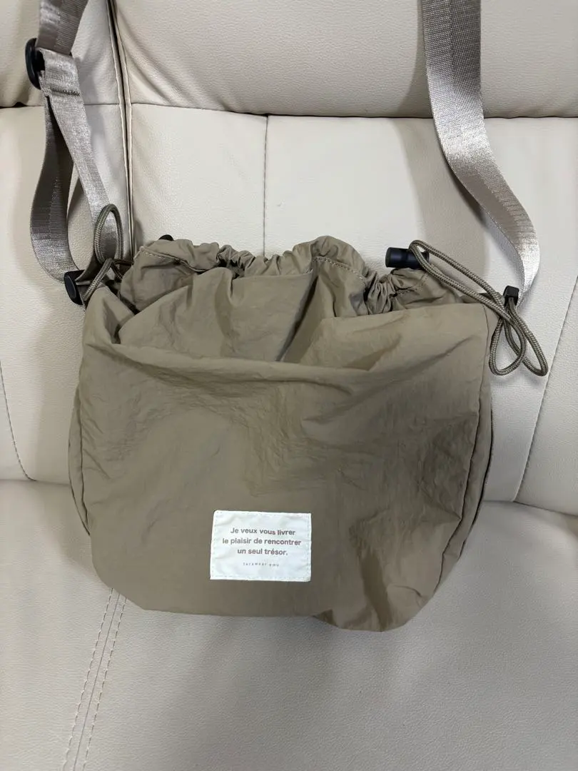 terawear emu 米色 尼龍 斜挎包 的縮圖