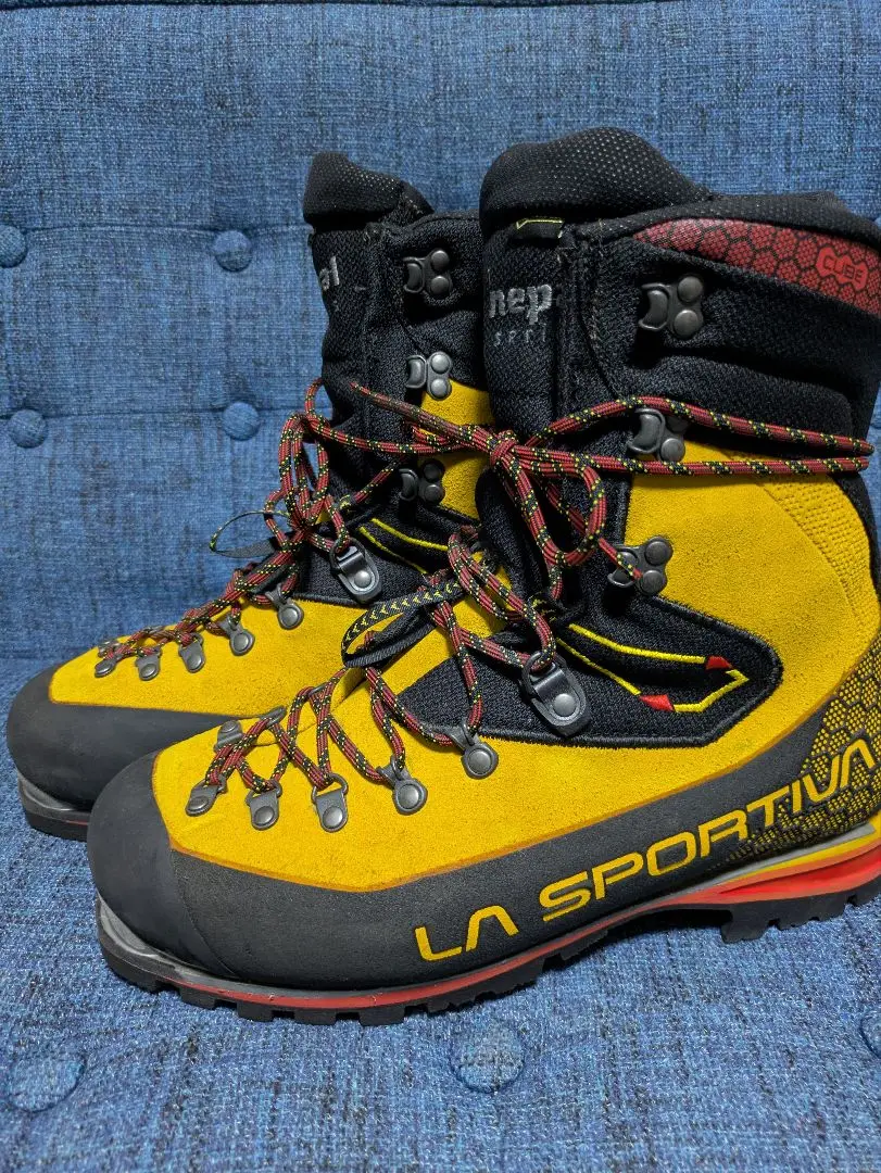 LA SPORTIVA 冬山登山用ブーツ 好日山荘 さいか屋横須賀店 : 雪山登山靴のベンチマーク LA