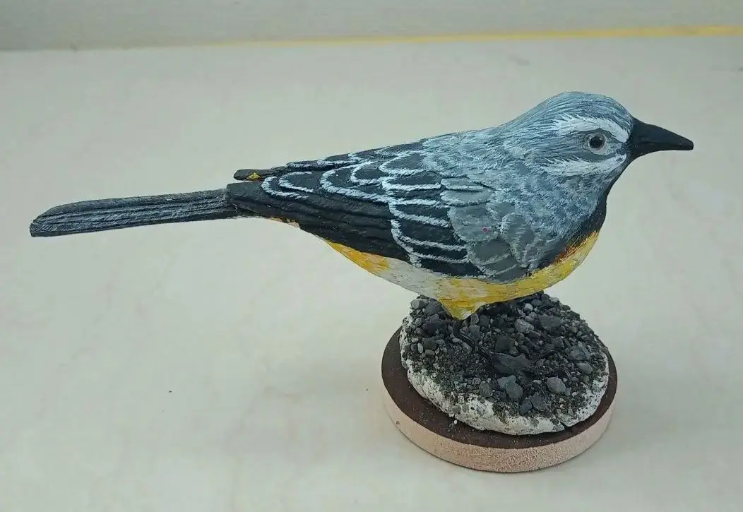 Thumbnail of Bird carving of a Japanese wagtail, wooden bird sculpture