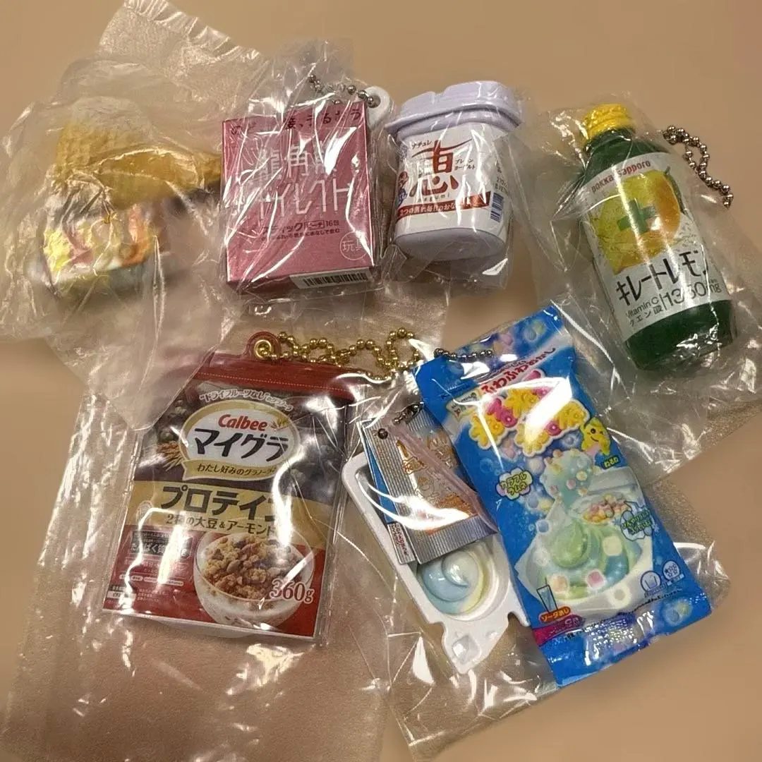 Thumbnail of Gachapon (capsule toy) bulk sale / lot