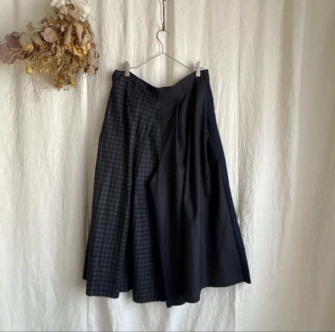 2025年最新】DANIELA GREGIS パンツの人気アイテム - メルカリ