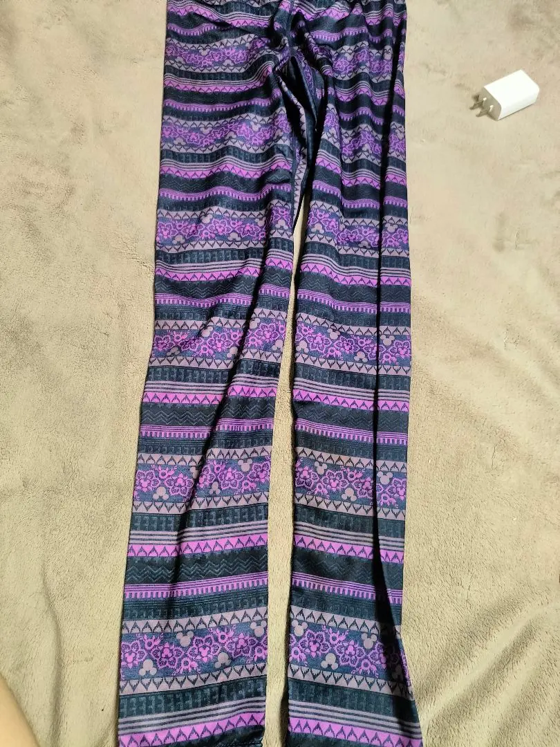 Thumbnail of Geometric Pattern Purple Spats