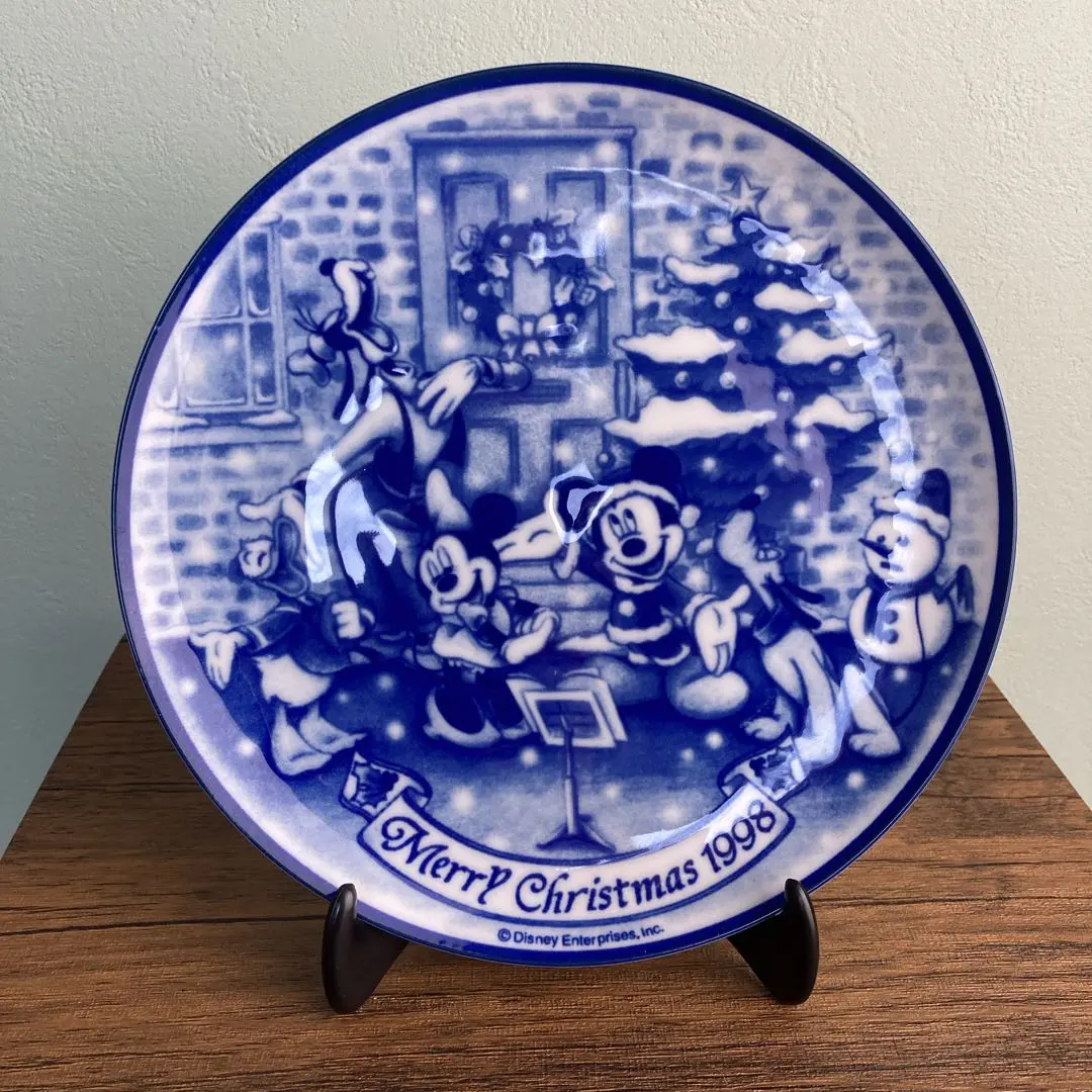 Thumbnail of Disney Disney Year Plate Christmas 1998