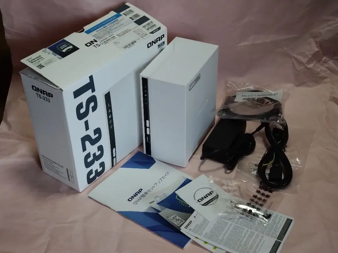 QNAP TS-233 NAS 付属品 元箱付き QNAP TS-233 NAS