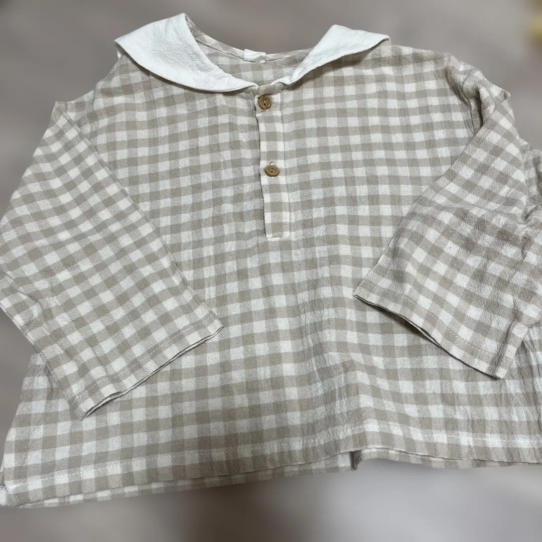 Thumbnail of Excellent condition. Birthday. cottoli. Gingham sailor blouse. Size 110.