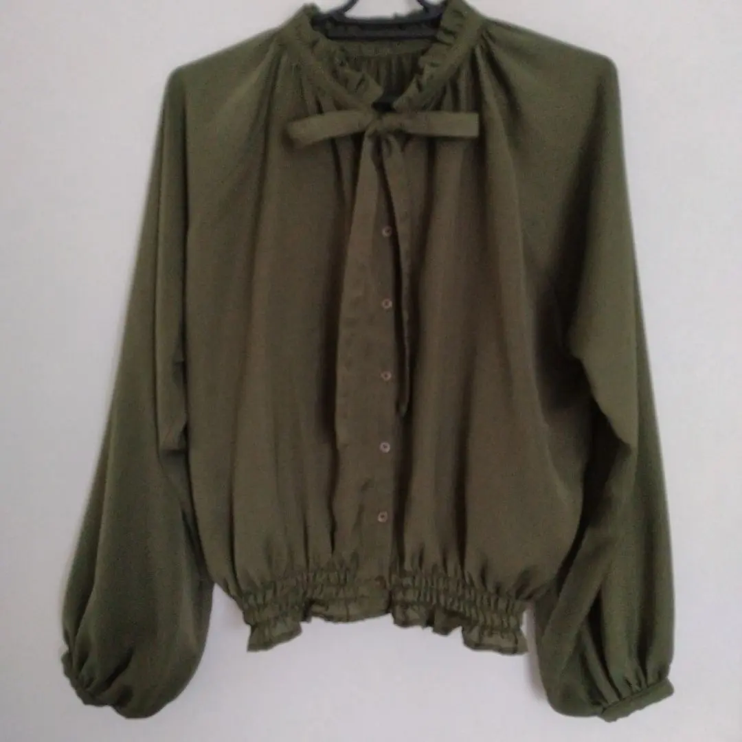 Thumbnail of Also known as long-sleeved blouse with ribbon