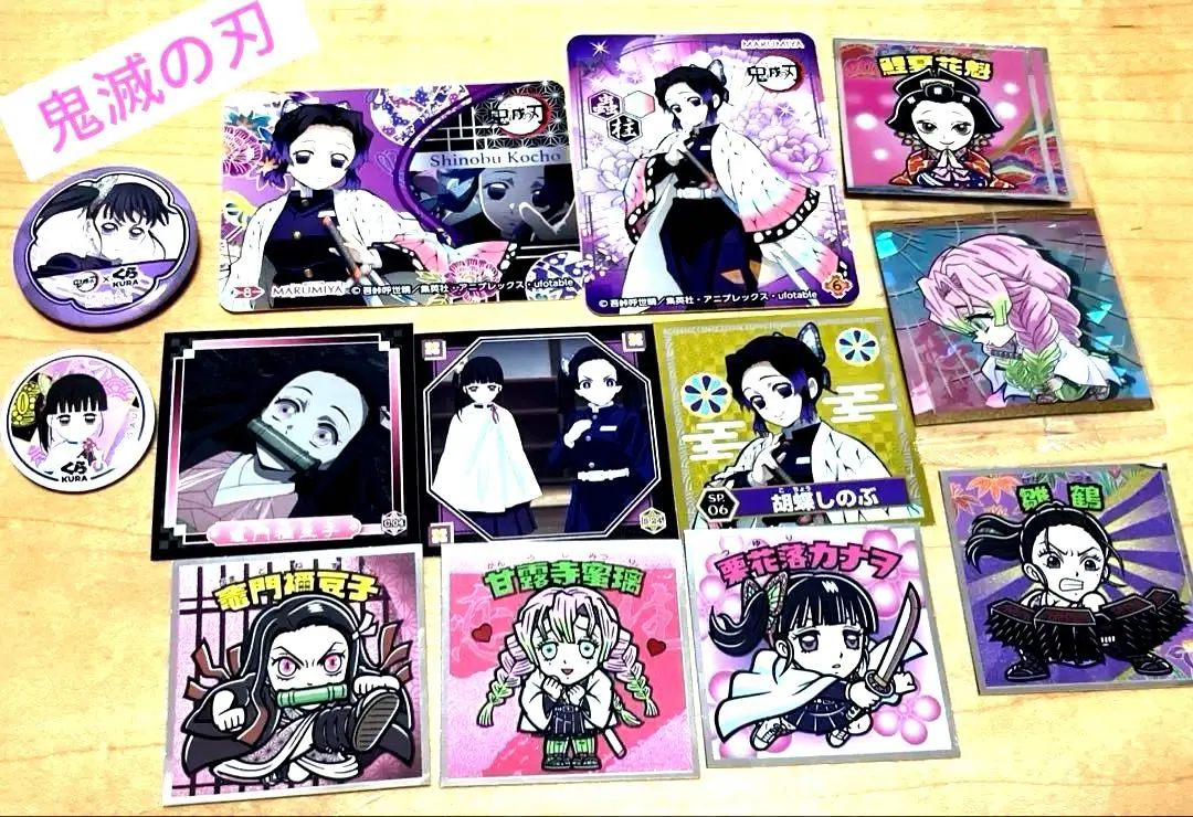Thumbnail of Kimetsu no Yaiba popular female characters, can badges and 12 stickers set