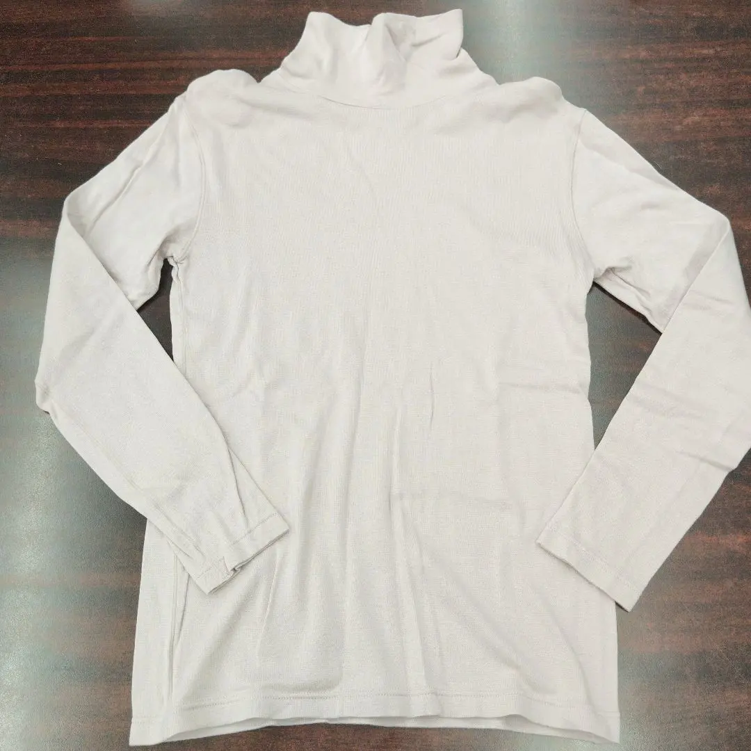 Thumbnail of Light pink long-sleeved turtleneck, XS