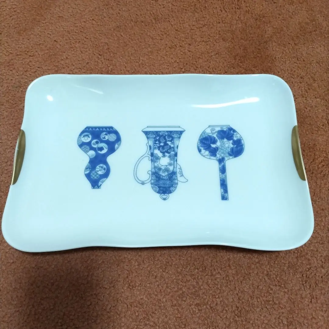 深川製磁　ブルーチャイナ　長角皿　【新品と中古】各1枚 深川製磁 ブルーチャイナ 長角皿 【新品と中古】各1枚
