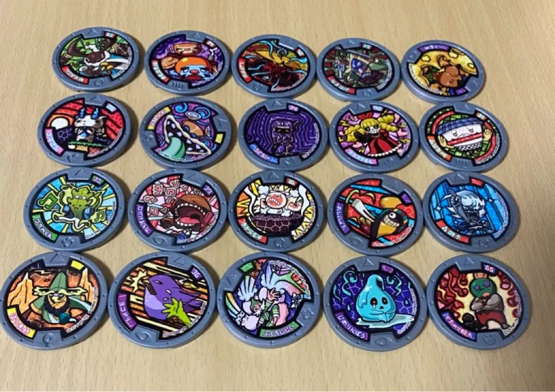 Thumbnail of Set of 20 Yo-kai Medals