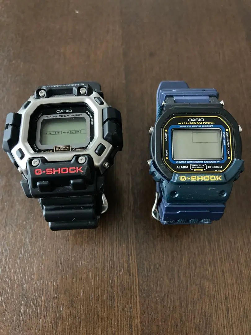 CASIO Ｇ-SHOCK DW-8300 2個セット Casio G-Shock DW-8300 Gundam Heavy Metal Stargate Quartz