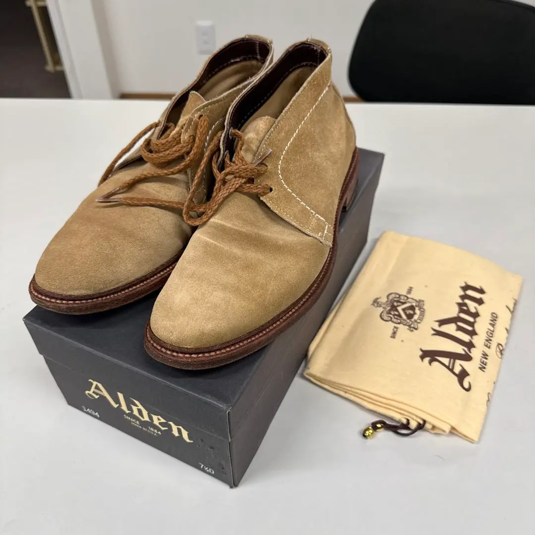 オールデン　チャッカブーツ ベージュ スエード 9 ALDEN 13290 SUEDE CHUKKA BOOTPLANTATION CREPE – THE LAKOTA HOUSE