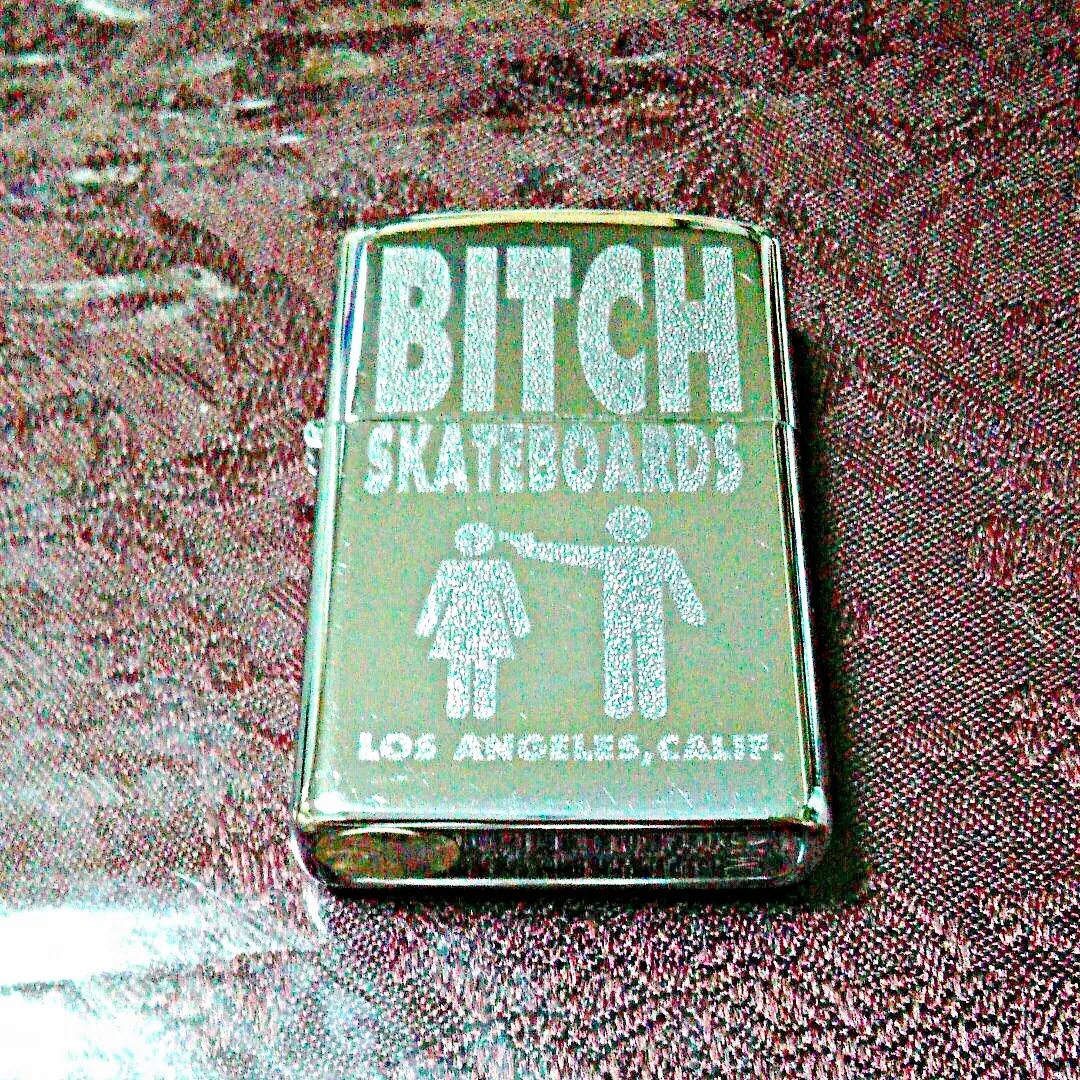 GW最終値下げZippo 未使用新品 ビッチスケートボード コラボ限定品 GW最終値下げZippo 未使用新品 ビッチスケートボード コラボ限定