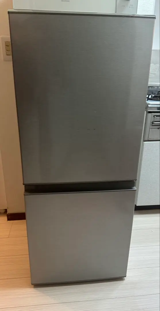 中古 126L スタイリッシュ 2ドア冷蔵庫 アクア AQR-13H-S 2019年