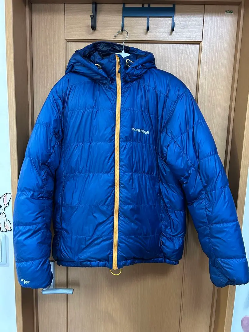 美品モンベル900FP 現行アルチプラノダウンパーカ　Lサイズ青 ボリューム満点な軽量ダウン！モンベル「アルチプラノダウン