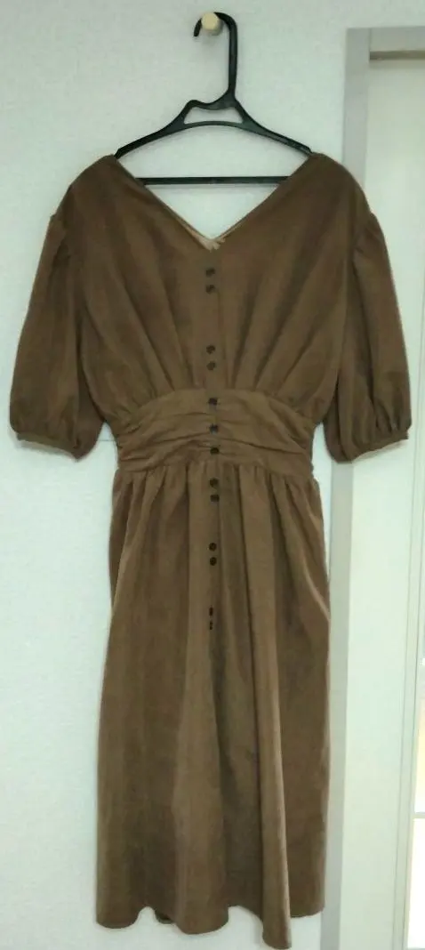 LIP SERVICE 唇服務 棕色 連衣裙 F碼 泡泡袖 的縮圖