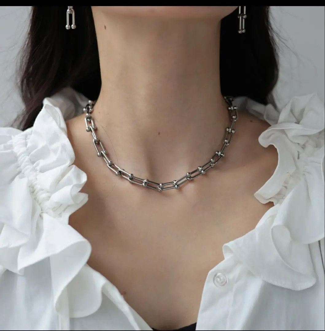 銀色鏈條項鍊 的縮圖