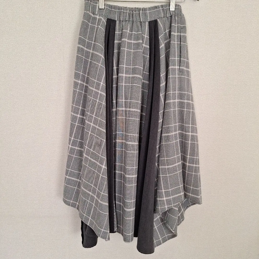 Thumbnail of BAYFLOW Gray Check Flare Skirt Size 3
