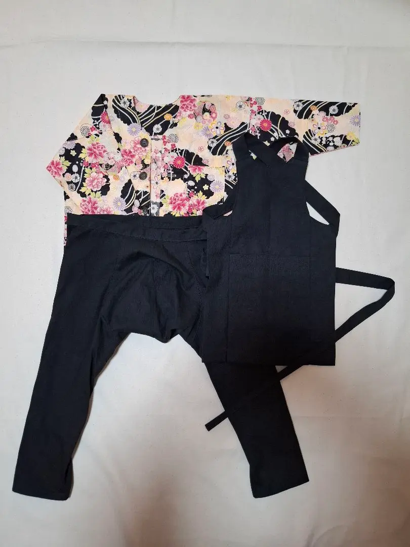 Thumbnail of Handmade Children's Clothing: Koi-guchi Shirt, Momohiki Trousers, and Apron 3-Piece Set - Festival Wear