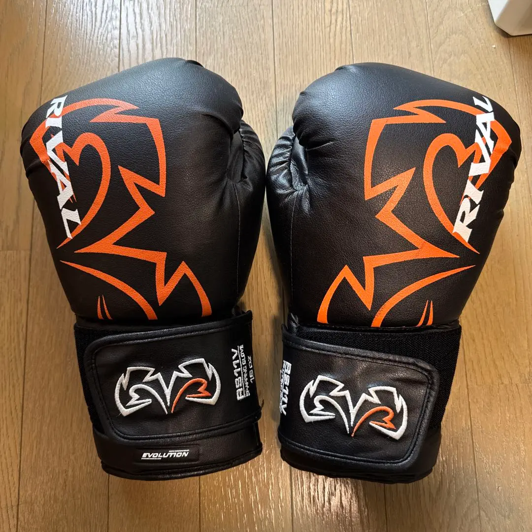2025年最新】ライバル ボクシンググローブの人気アイテム - メルカリ