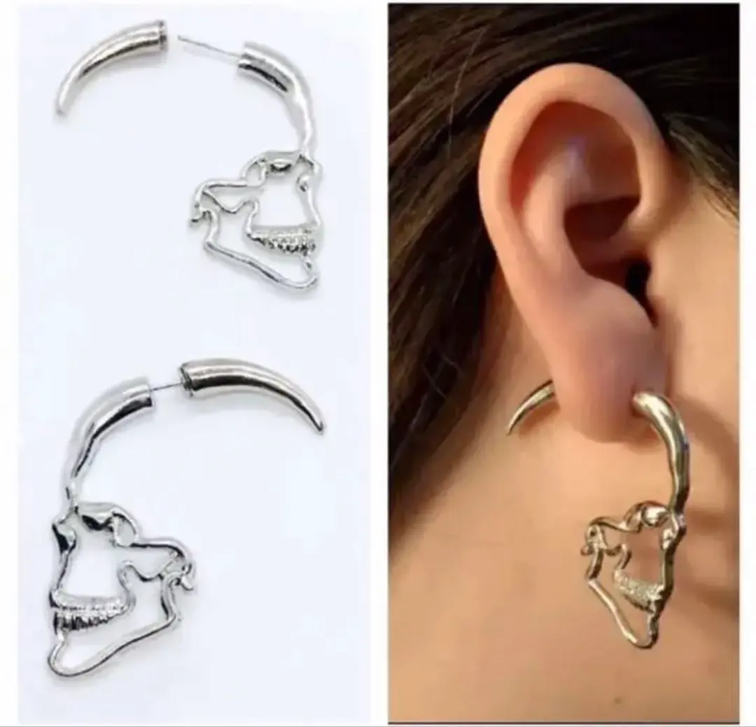 獨特趣味骷髏耳環 男款 女款 耳環 銀色 雙耳用 的縮圖