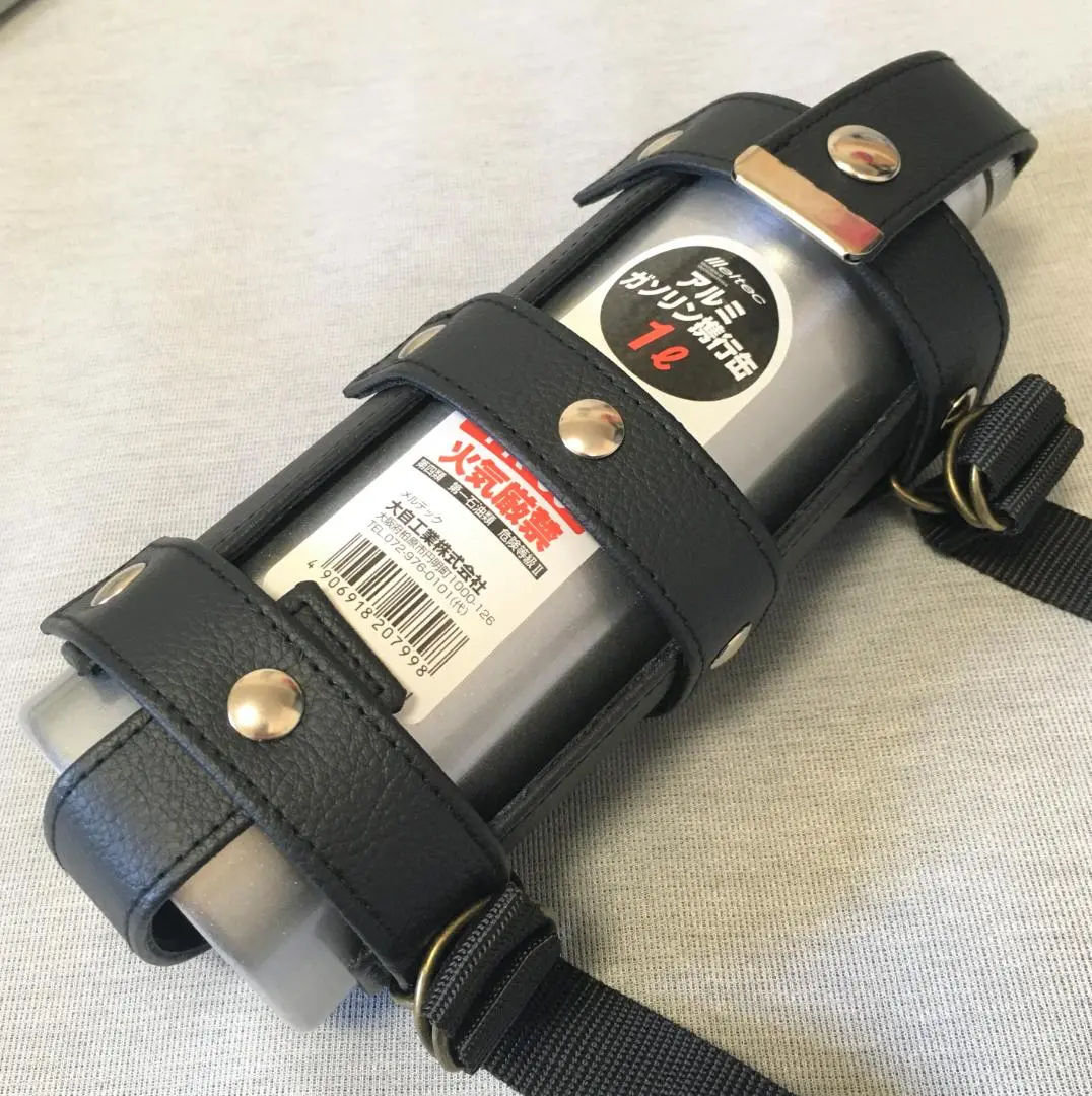 メルテック　携行缶　本革　レザーホルダー　ハーレーダビッドソン 本革 レザー ボトルホルダー 黒 携行缶 予備タンク ガソリン