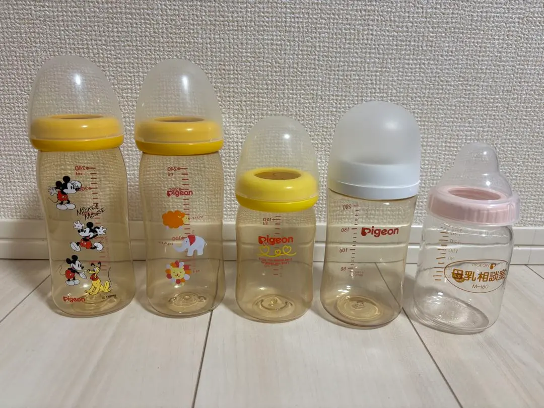 Thumbnail of Pigeon Mother's Milk Real Feel Nursing Bottle 240ml 160ml