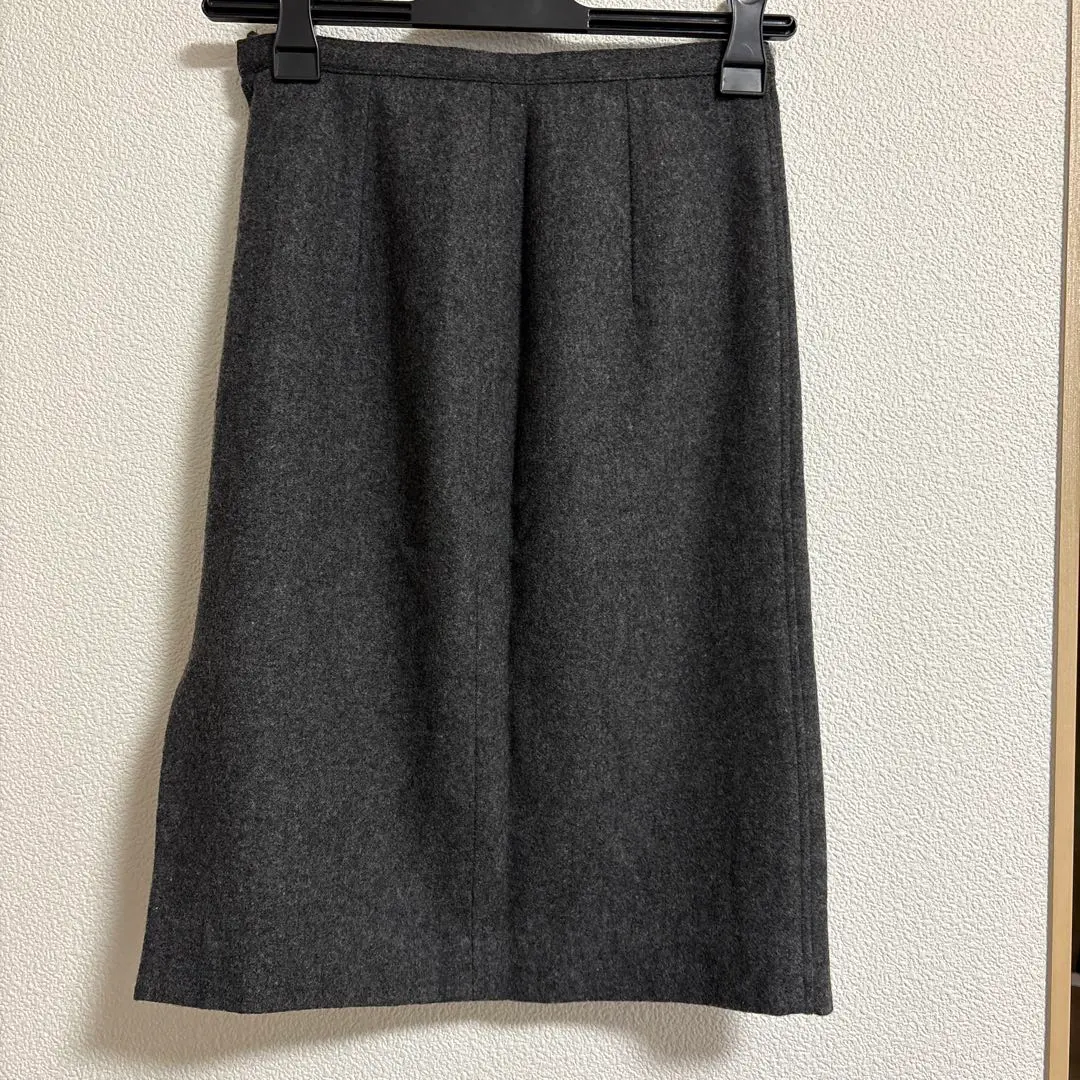 Thumbnail of Knee-length gray skirt