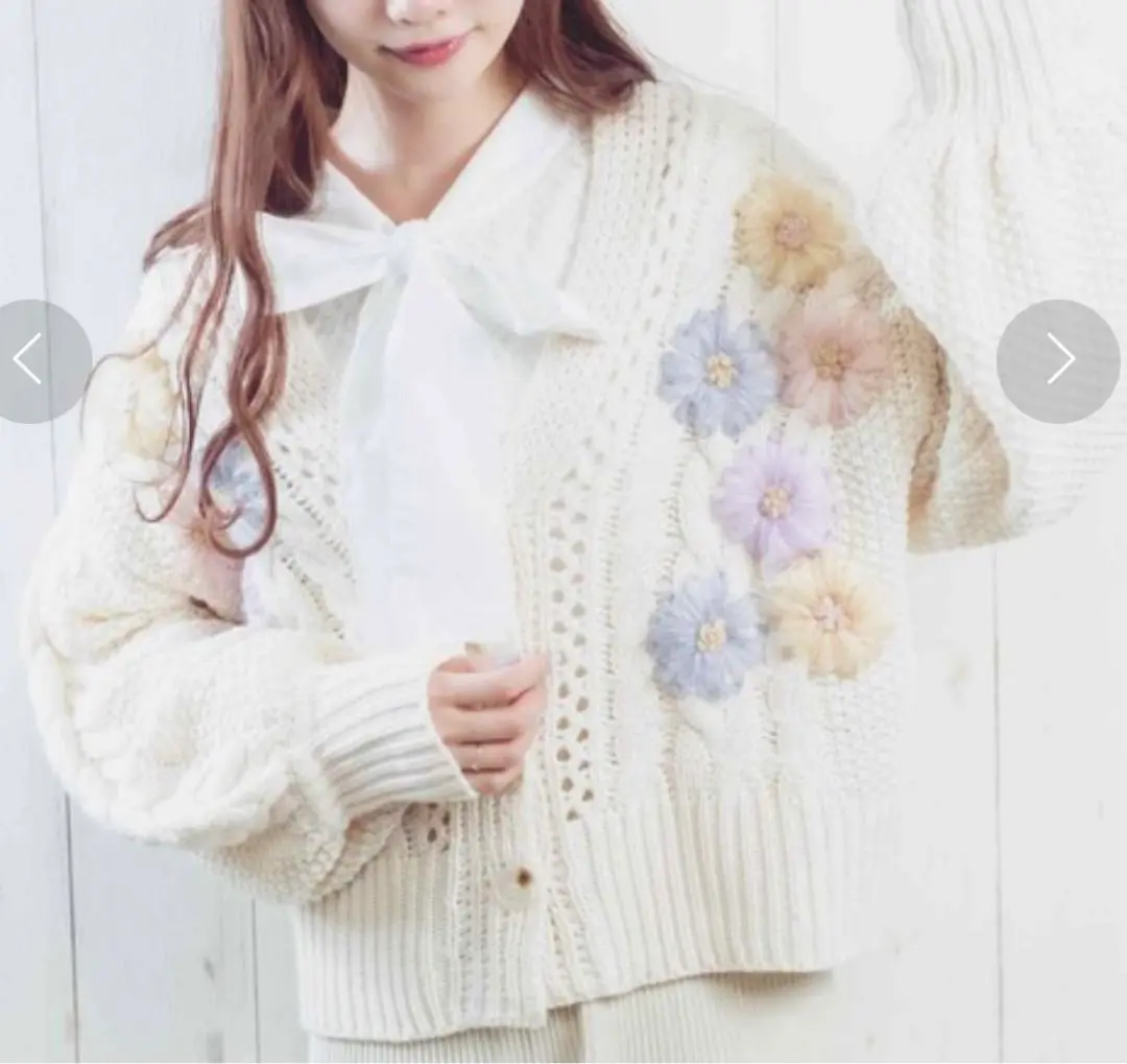 Par Avion - パラビオンケーブル編み花刺繍カーディガン 2025年最新】Par Avion パラビオン フラワー刺繍カーデの人気