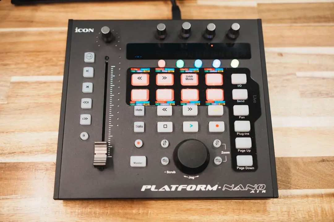 ⭕️安心保証 iCON Platform Nano Air 01782 ⭕️安心保証 iCON Platform Nano Air 01782 - メルカリ
