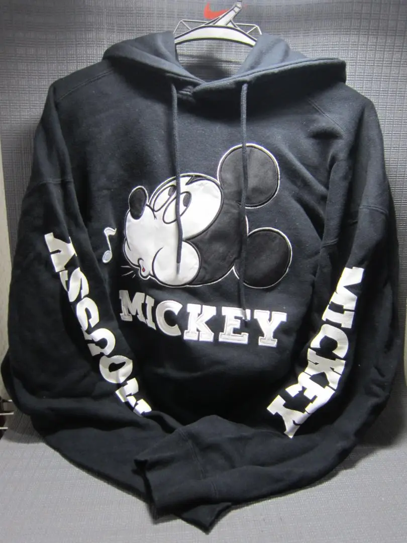 2025年最新】Disney SERIES CREATED by MOUSSY パーカーの人気