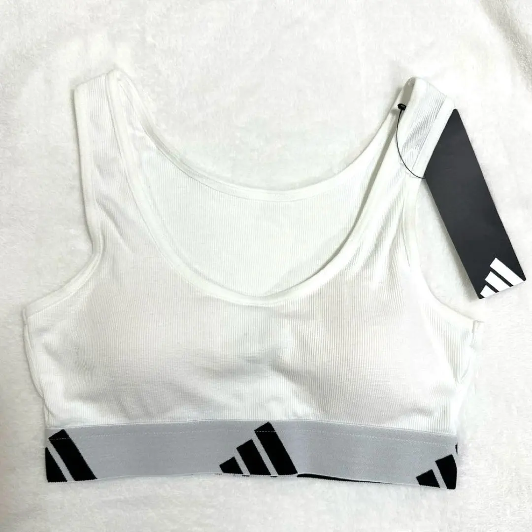 【新品】adidas 半截上衣 160 碼 的縮圖