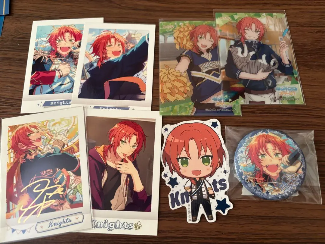 Thumbnail of Ensemble Stars! Leo Tsukinaga set: foil-stamped pasha-core cards, can badges, stickers