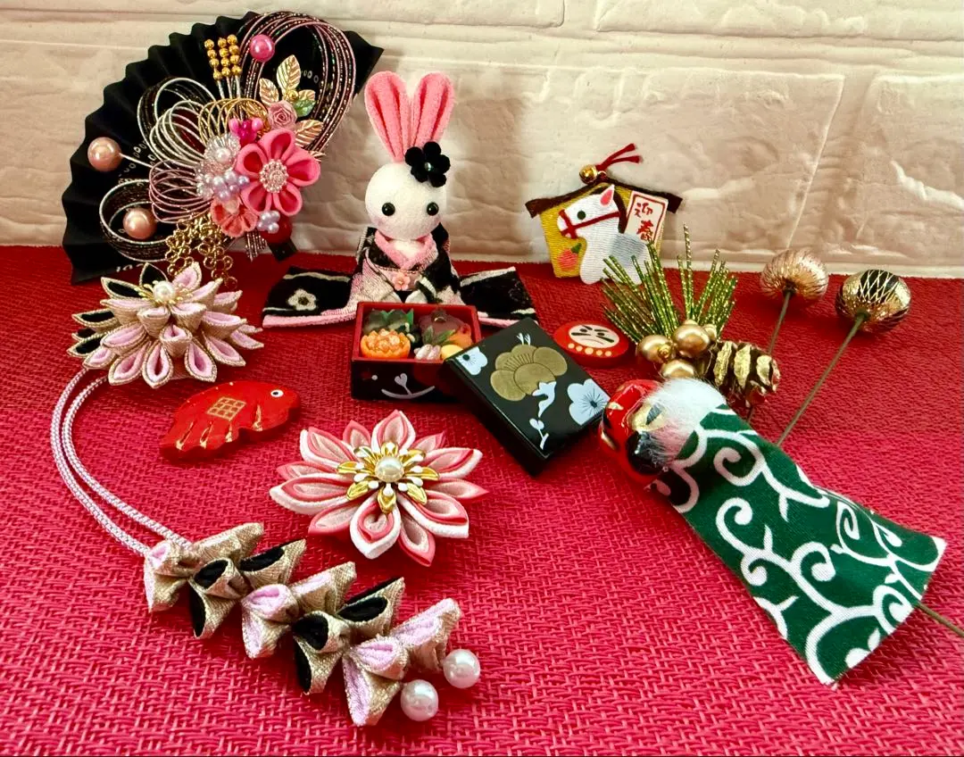 豪華♡大人可愛的新年套裝 的縮圖