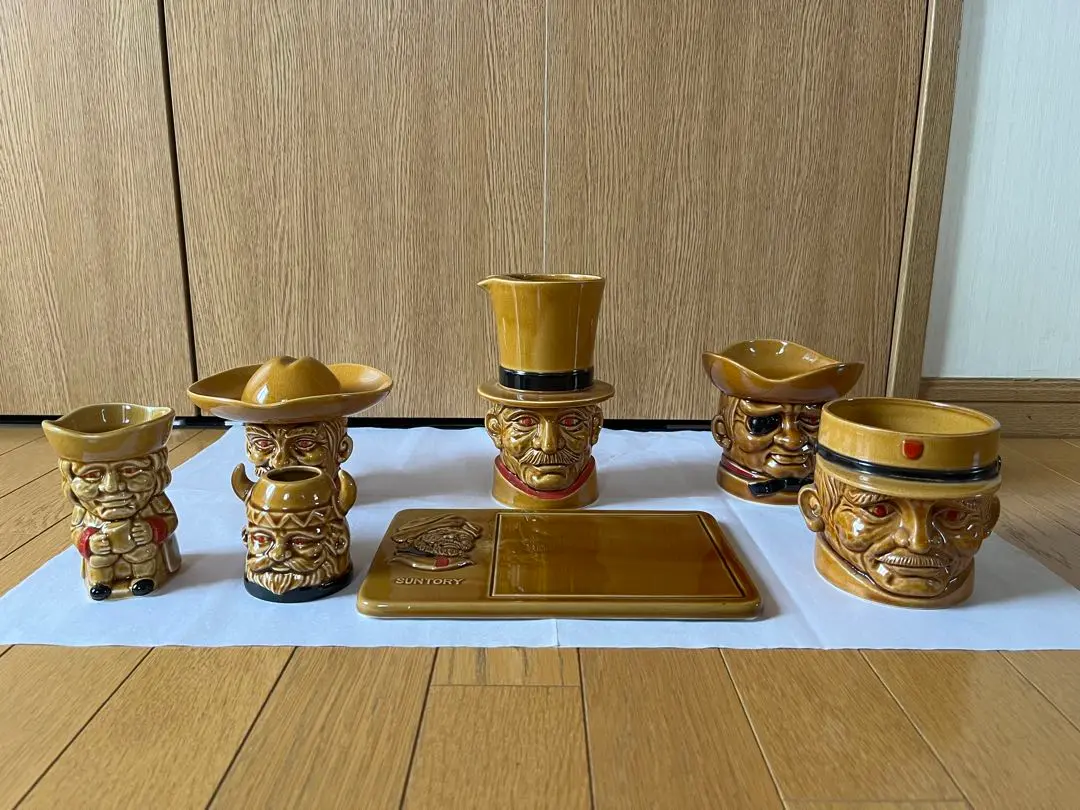 SUNTORY 陶器トリス人形セット　非売品　販促品　コレクション　置物 陶磁器【SUNTORY トリス人形セット 非売品 販促品 コレクション
