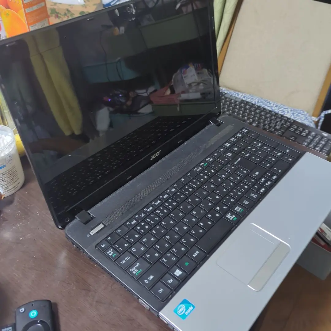 ACER ノートパソコン E1-531-N14D/R/中古特価美品 中古】Aspire E1 E1-531-N14D／R レッド 〔Windows 8