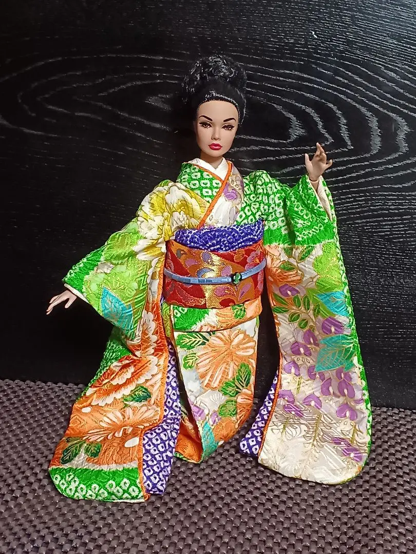 おまとめ　バービーのハンドメイドの振り袖 バービーのハンドメイドの振り袖 - メルカリ