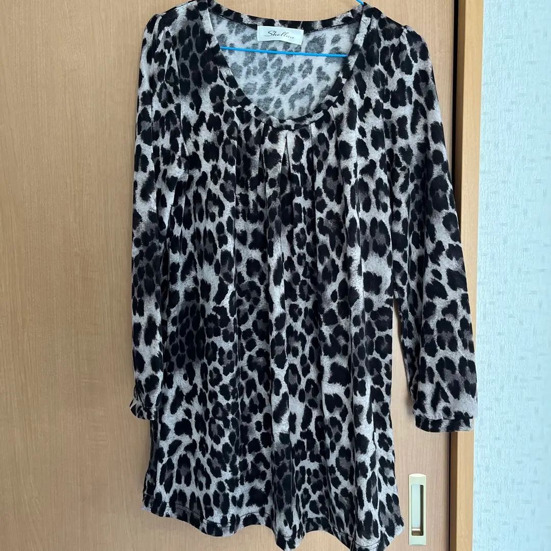 Thumbnail of Leopard print tunic