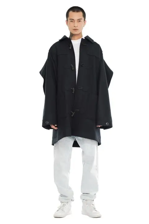 BALENCIAGA ダッフルコートブラック メンズ48 美品　年内限定値下 BALENCIAGA ダッフルコートブラック メンズ48 美品 年内限定値下